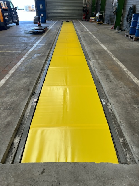 bâche pvc protection de fosse anti chute sur mesure pour ce client xpertive